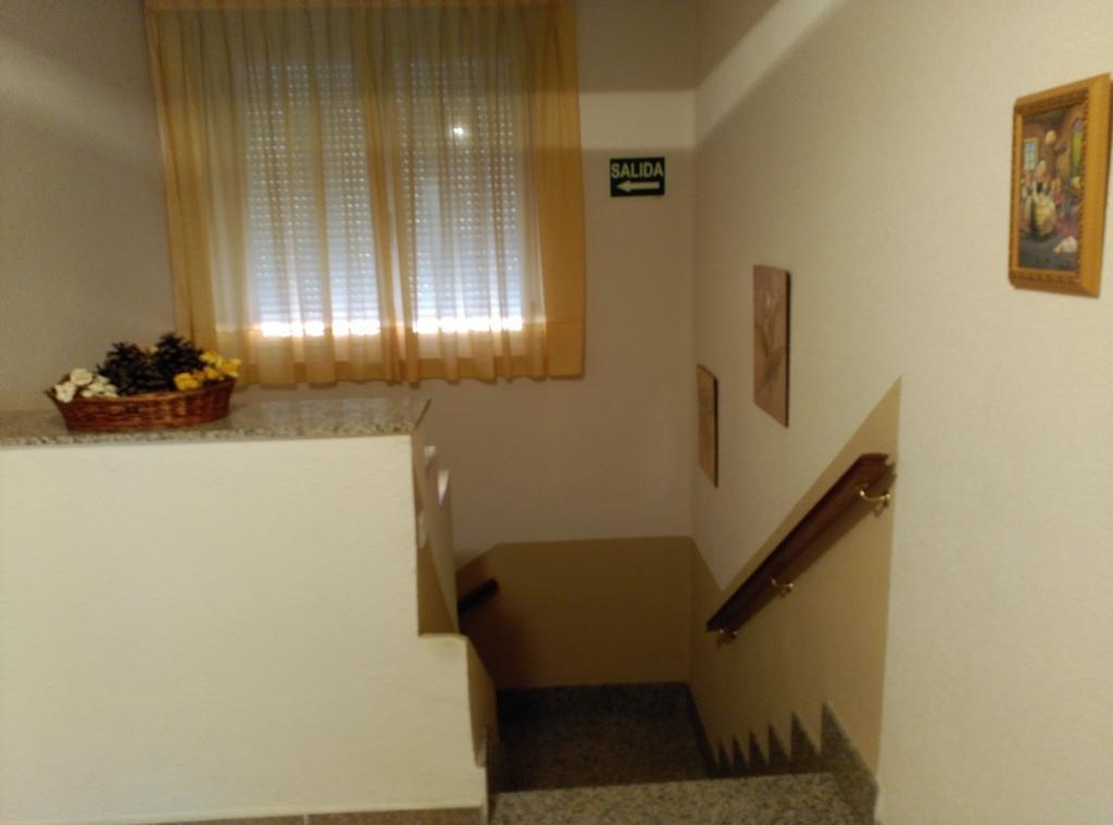 Hostal La Fuente Babilafuente Exterior foto